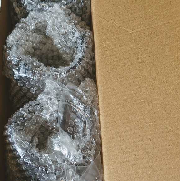 Ban.do acrylic stemless wine glasses - Picture 3 of 3